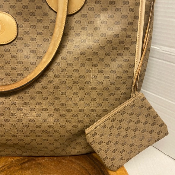 Vintage Gucci Large Tote with Mini Coin Pouch - Picture 3 of 16